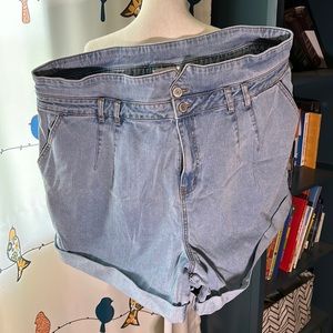 High waist Eloquii shorts